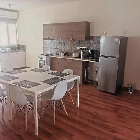 Dream Lux Apartments-enjoy Cyprus Vacation Apartamento